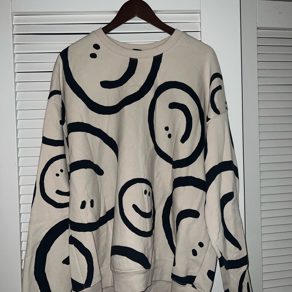 Wild Fable Beige and Black Smiley Sweatshirt
